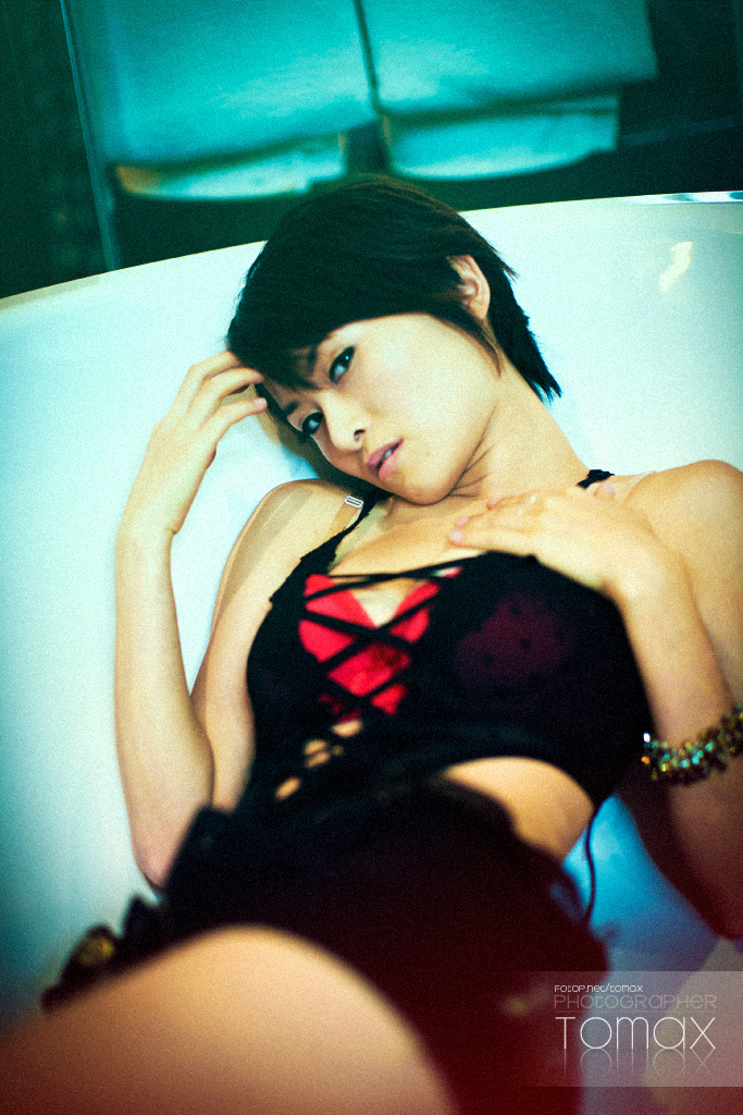 http://images1.fotop.net/albums/tomax/Kasin/MG_3001.jpg